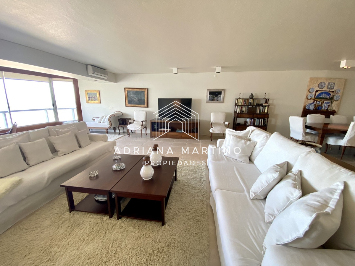 Aidy Grill - GoPunta - Portal Inmobiliario de Punta del Este - Maldonado