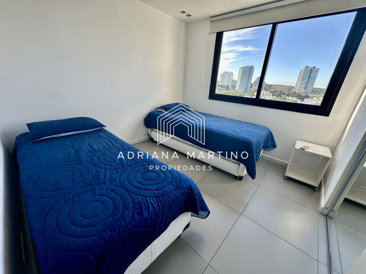 Apartamento ID.71404 - Excelente apartamento a metros de playa brava con vista al mar 