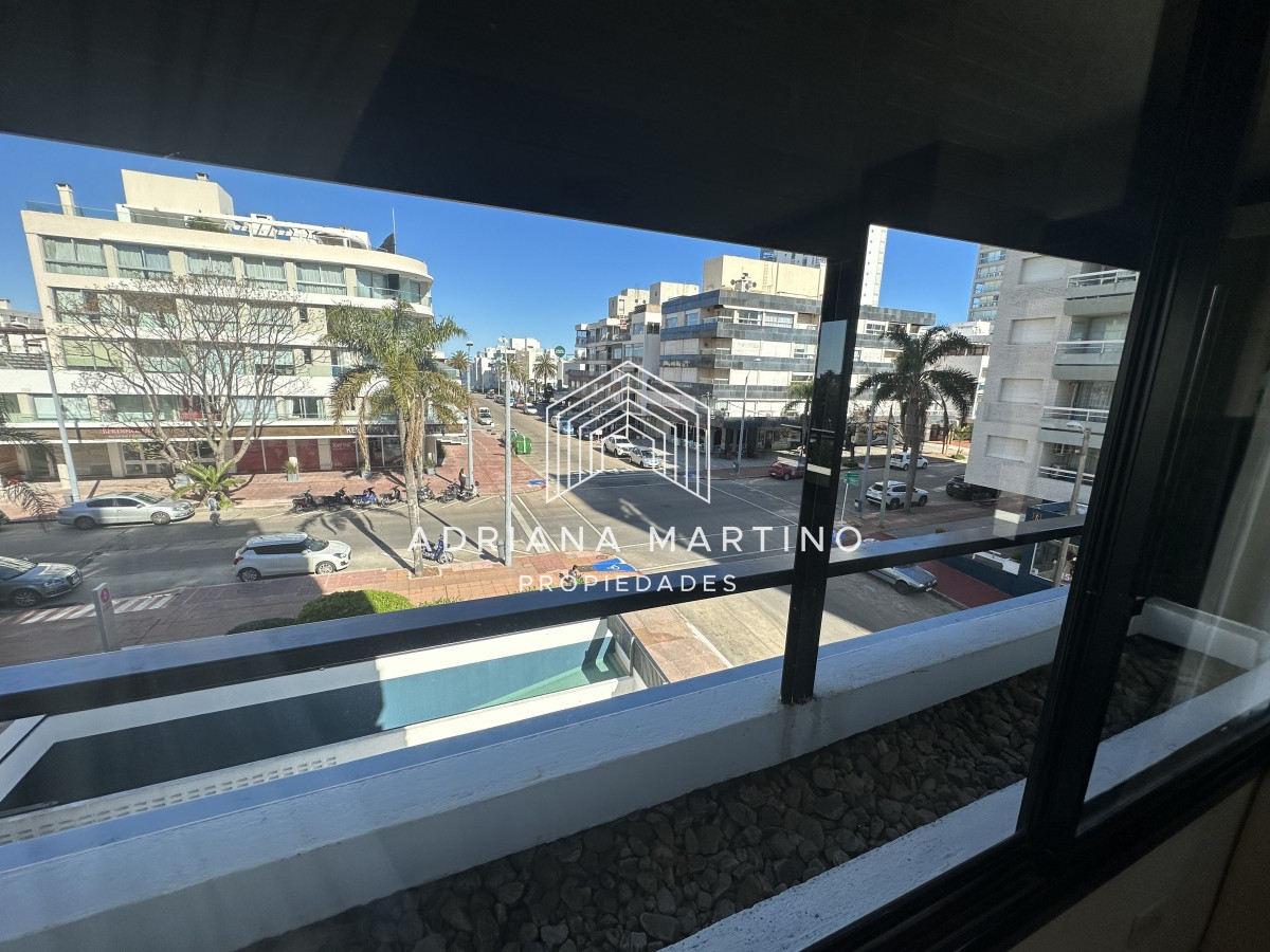 Apartamento ID.70421 - Hermosa y amplia unidad de lujo en el Puerto de Punta del Este