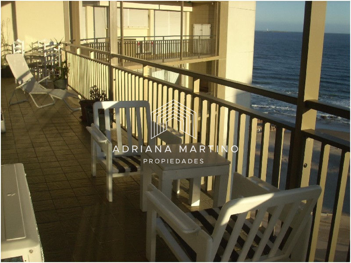 Apartamento ID.33579 - Muy lindo apartamento en Brava-Punta del Este con hermosa vista al mar.