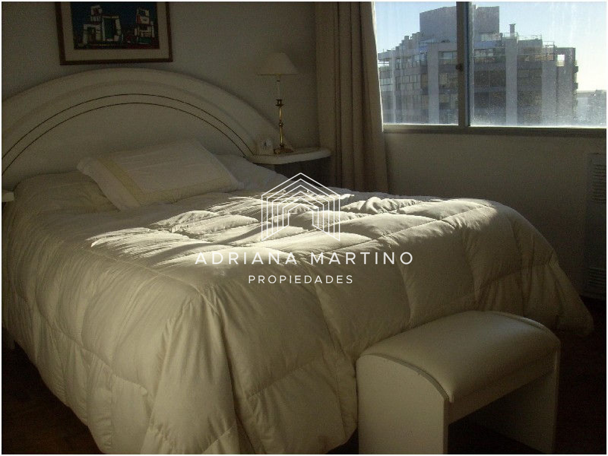 Apartamento ID.33579 - Muy lindo apartamento en Brava-Punta del Este con hermosa vista al mar.