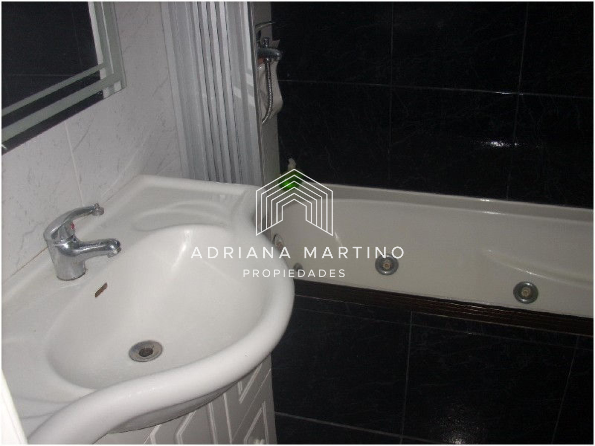 Apartamento ID.33579 - Muy lindo apartamento en Brava-Punta del Este con hermosa vista al mar.