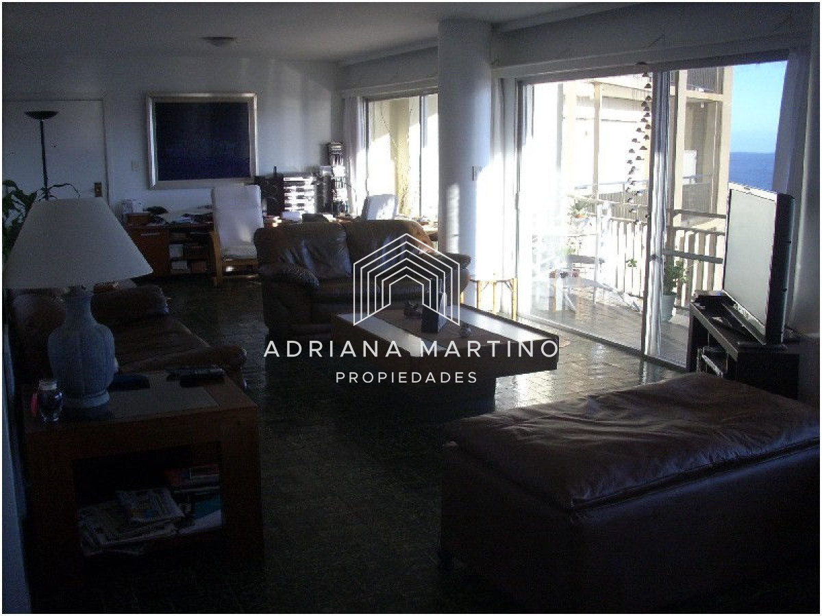 Apartamento ID.33579 - Muy lindo apartamento en Brava-Punta del Este con hermosa vista al mar.
