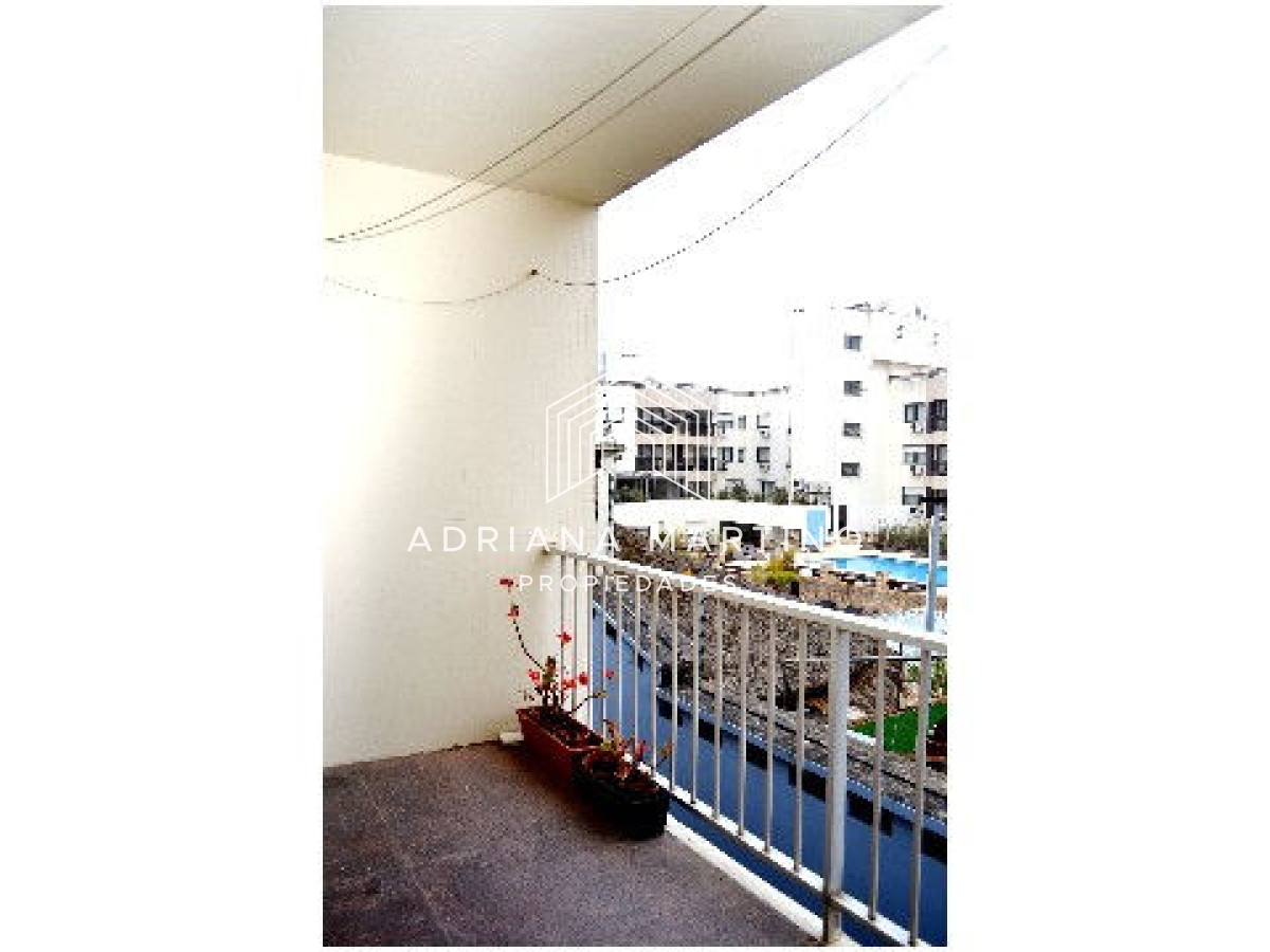 Apartamento ID.33627 - Confortable apartamento en Península, a metros del mar. 