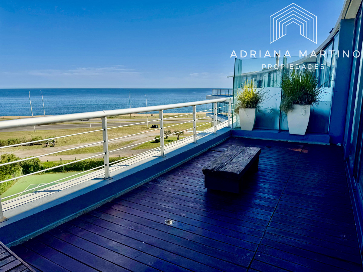 Apartamento ID.67231 - Espectacular Pent House en mansa con vista a la laguna.
