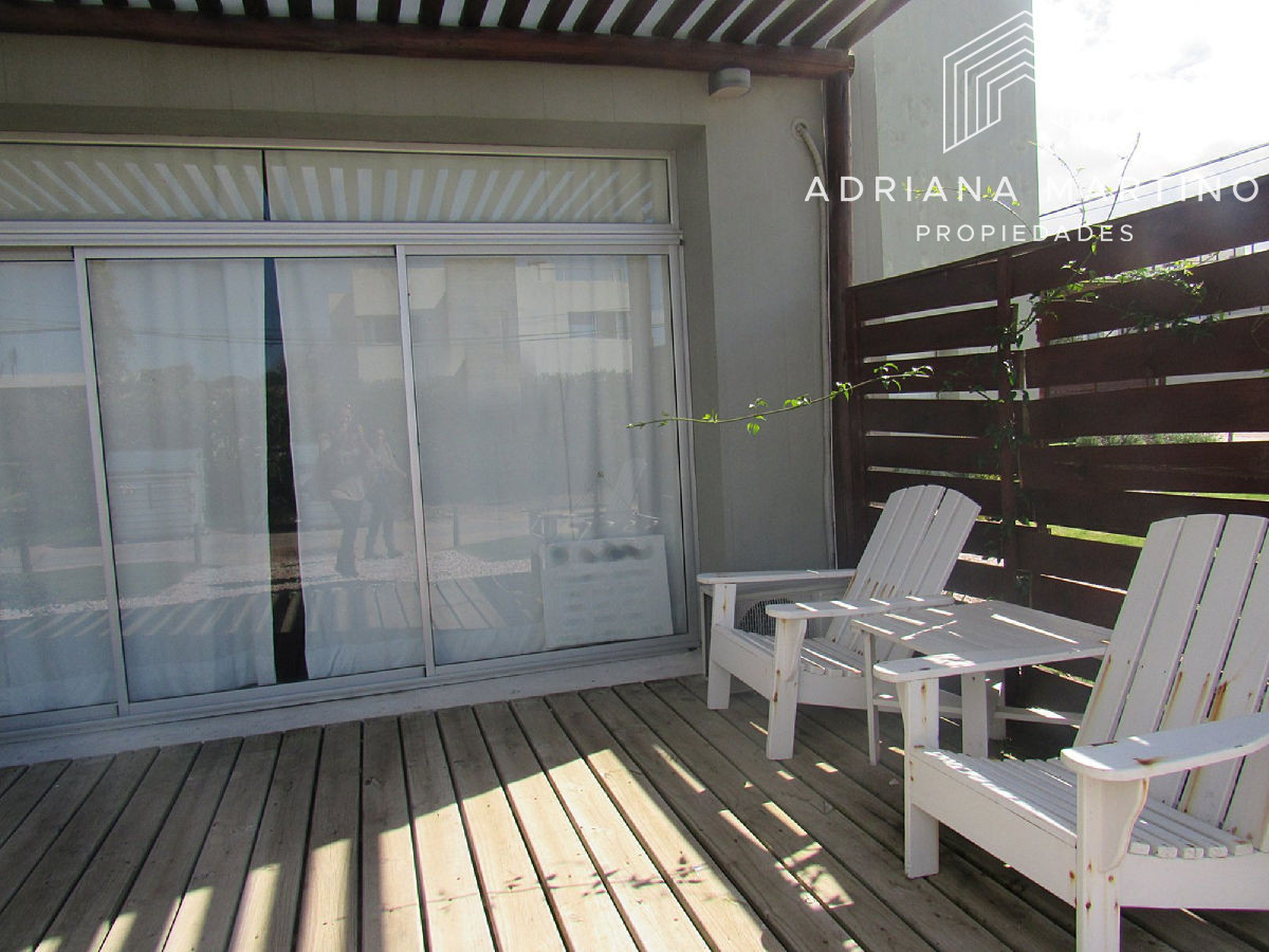 Muy lindo apartamento ubicado en Manantiales.