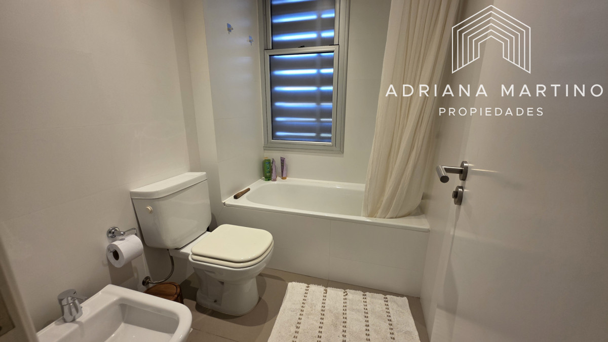 Apartamento ID.71841 - Amplio apartamento de 3 dormitorios cerca del mar.