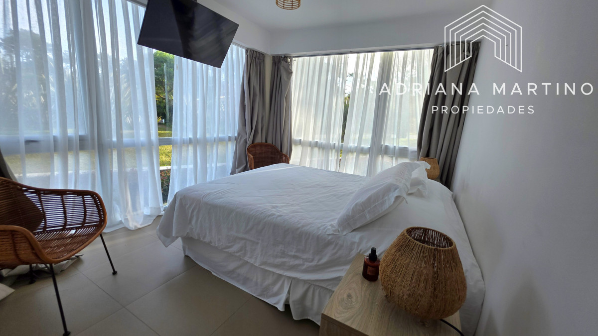 Apartamento ID.71841 - Amplio apartamento de 3 dormitorios cerca del mar.