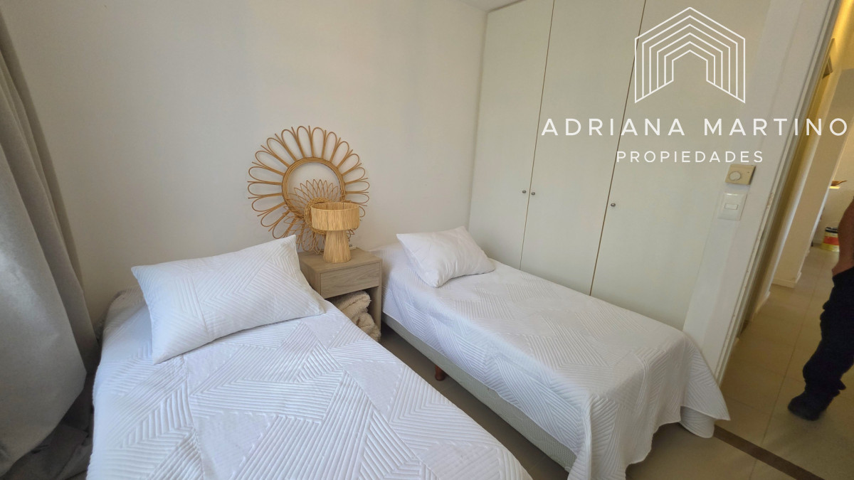 Apartamento ID.71841 - Amplio apartamento de 3 dormitorios cerca del mar.