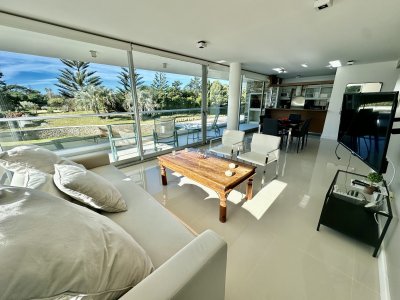 Excelente apartamento en venta playa brava 