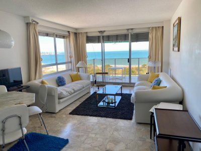 Apartamento en Mansa - Punta del Este - En primera linea con vista al Mar!
