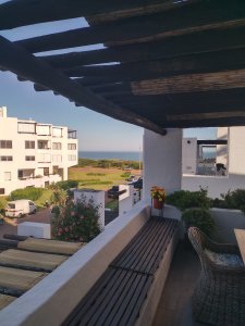Excelente apartamento en playa brava 