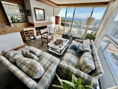 Excelente apartamento en alquiler anual 