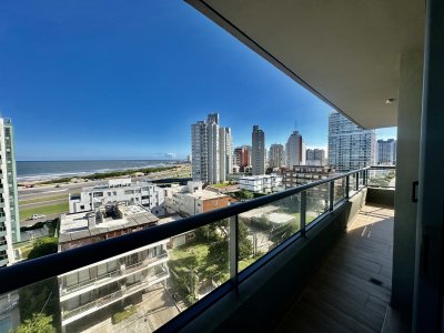 Excelente apartamento a estrenar en playa brava 