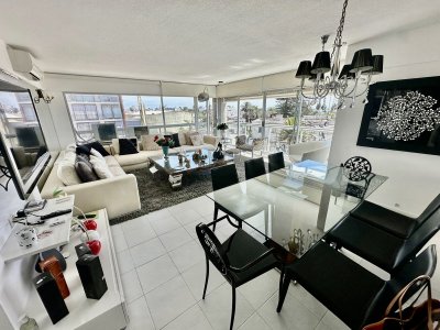 Excelente Apartamento en Península 