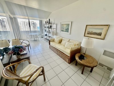 Excelente apartamento en punta del este 