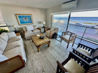 Excelente apartamento en península playa brava 