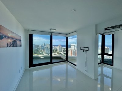 Excelente apartamento en alquiler anual 