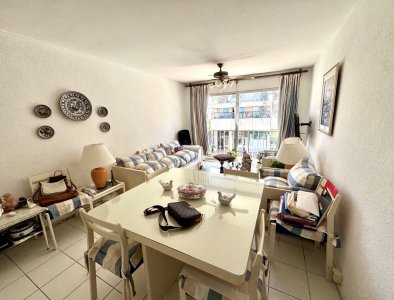 Excelente Apartamento ubicado en la Península - Punta del Este! 
