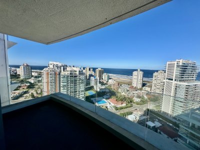 Excelente apartamento con vista al mar en alquiler anual 