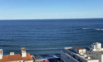 Hermosa vista al mar desde la Peninsula