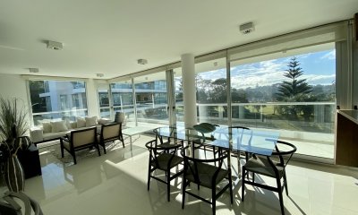 Excelente planta a estrenar ubicado a pocos metros de Playa Brava