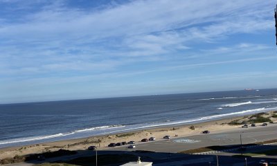 Excelente unidad a pasos del mar