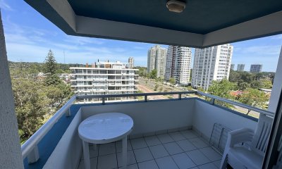 Muy lindo y comodo apartamento ubicado en Roosevelt-Punta del Este.