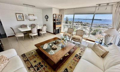 Excelente Apartamento en Península
