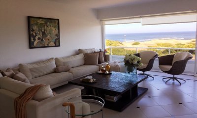 Espectacular departamento en primera línea de la brava
