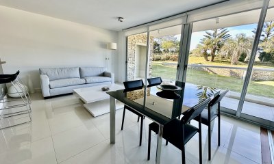 Excelente apartamento  duplex en playa brava