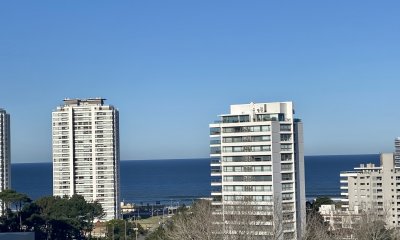 Excelente planta a pocos metros del mar