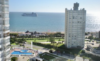 Excelente apartamento con vista al mar