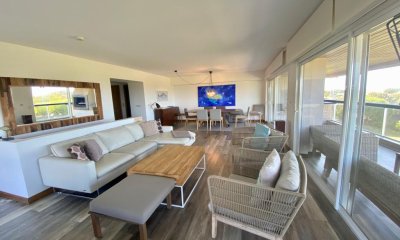 Hermoso apartamento en playa brava en primera linea con vista al Mar