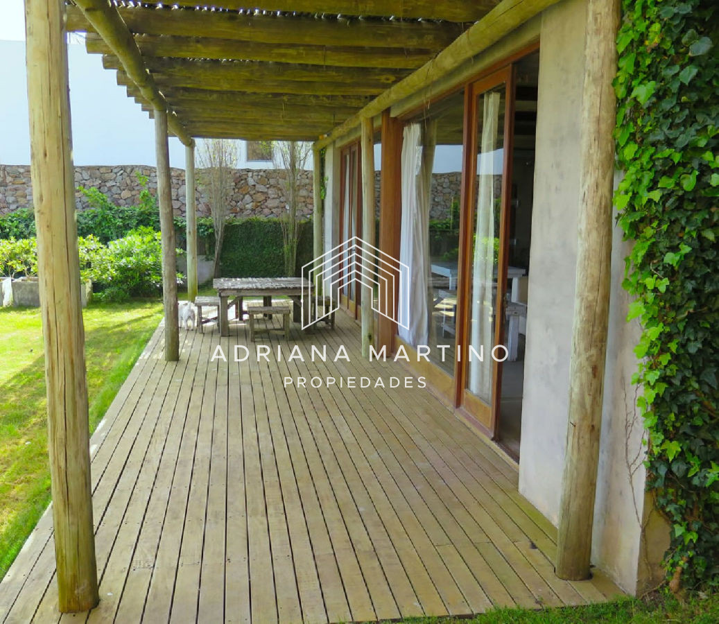 El Chorro - GoPunta - Portal Inmobiliario de Punta del Este - Maldonado