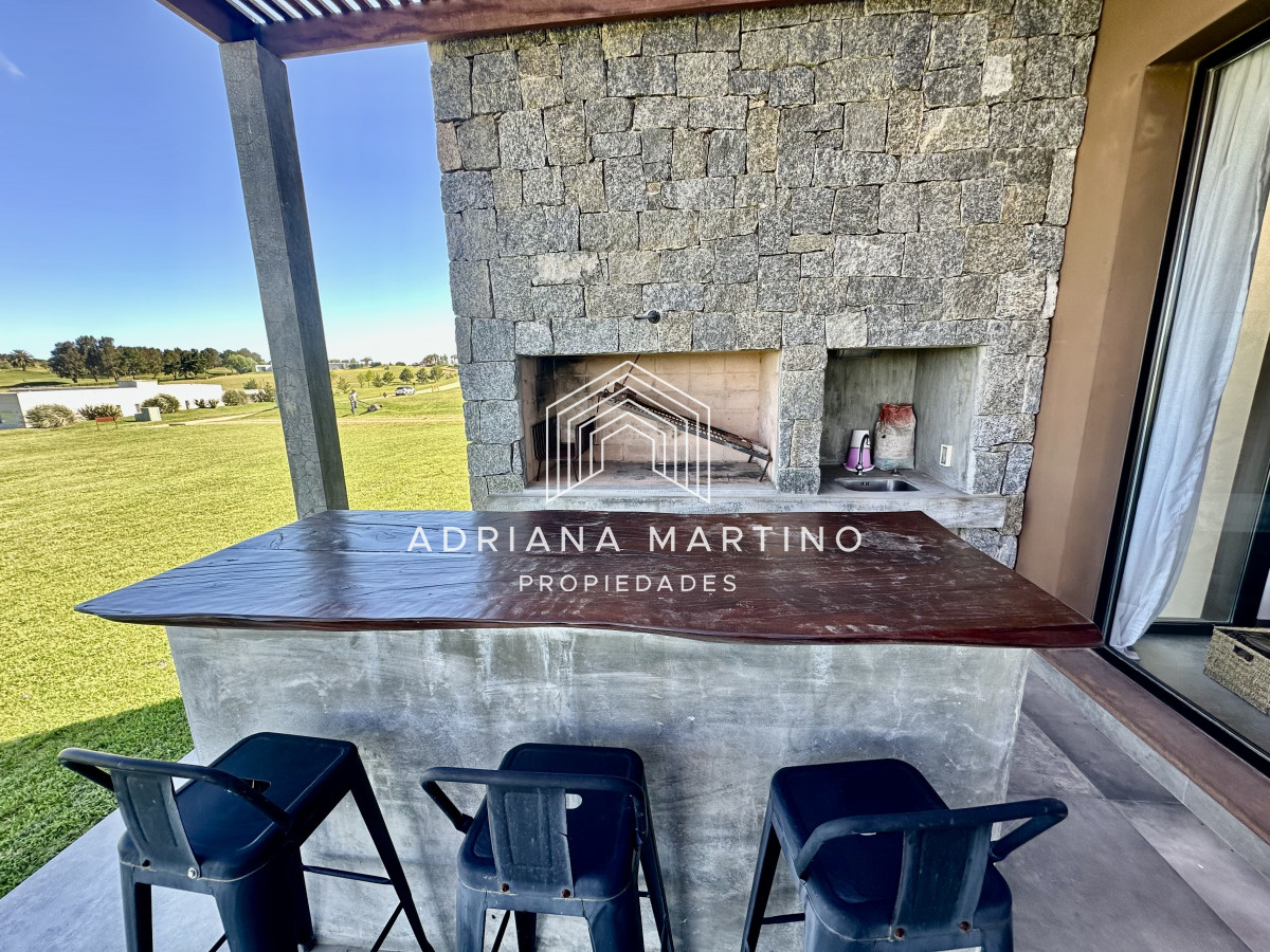 Casa ID.71019 - Excelente propiedad en la barra 