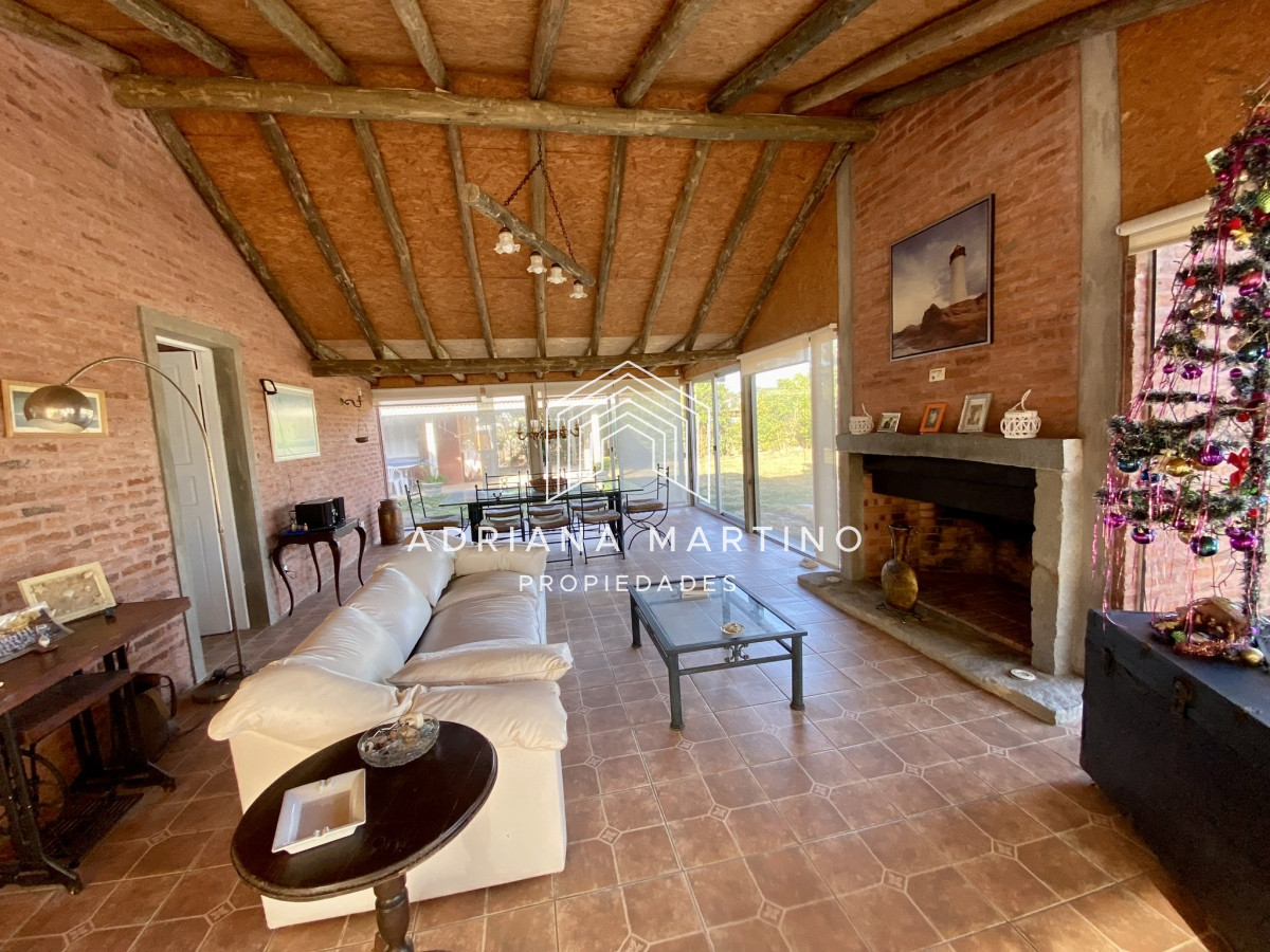 Excelente propiedad a metros del mar - GoPunta - Portal Inmobiliario de Punta del Este - Maldonado