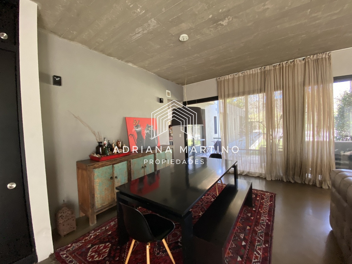 Hermosa propiedad en barrio cerrado ! - GoPunta - Portal Inmobiliario de Punta del Este - Maldonado