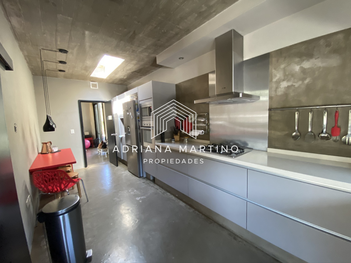 Hermosa propiedad en barrio cerrado ! - GoPunta - Portal Inmobiliario de Punta del Este - Maldonado