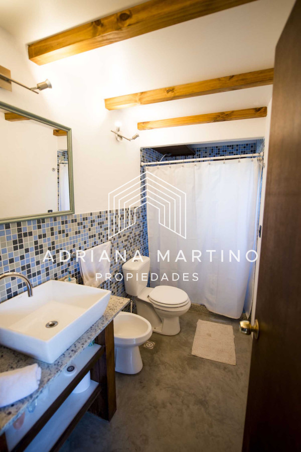 Casa ID.68735 - Cómoda casa ubicada en un precioso entorno. Amplios  y cálidos espacios.