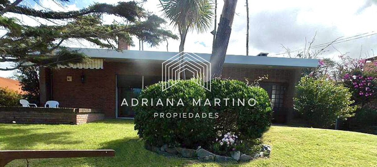 Casa ID.70628 - Hermoso Chalet a metros Del Mar sobre playa Mansa 