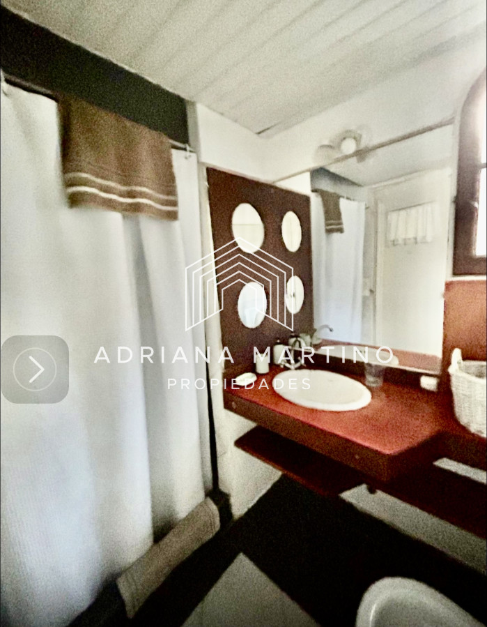 Casa ID.71098 - Excelente propiedad de sólida construcción en pinares 