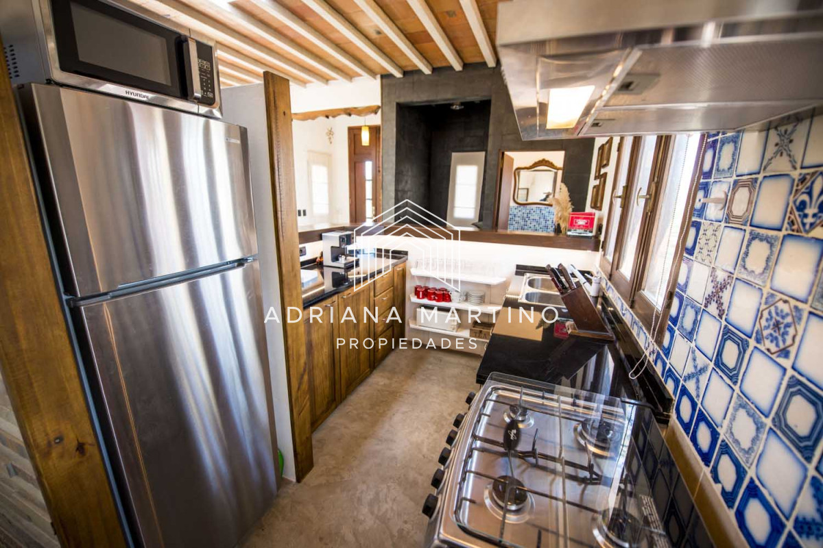 Casa ID.68735 - Cómoda casa ubicada en un precioso entorno. Amplios  y cálidos espacios.