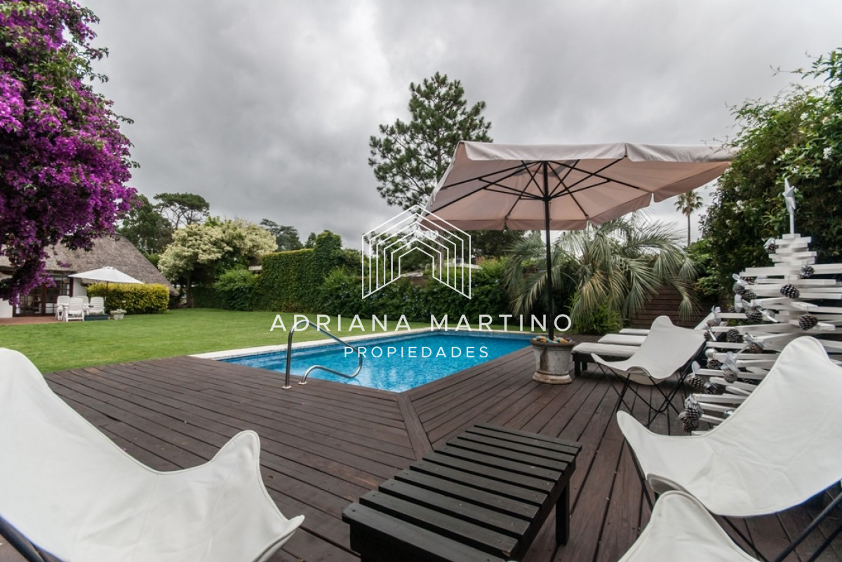 Casa ID.67768 - Muy cerca del mar piscina climatizada y hermoso parrillero cerrado 