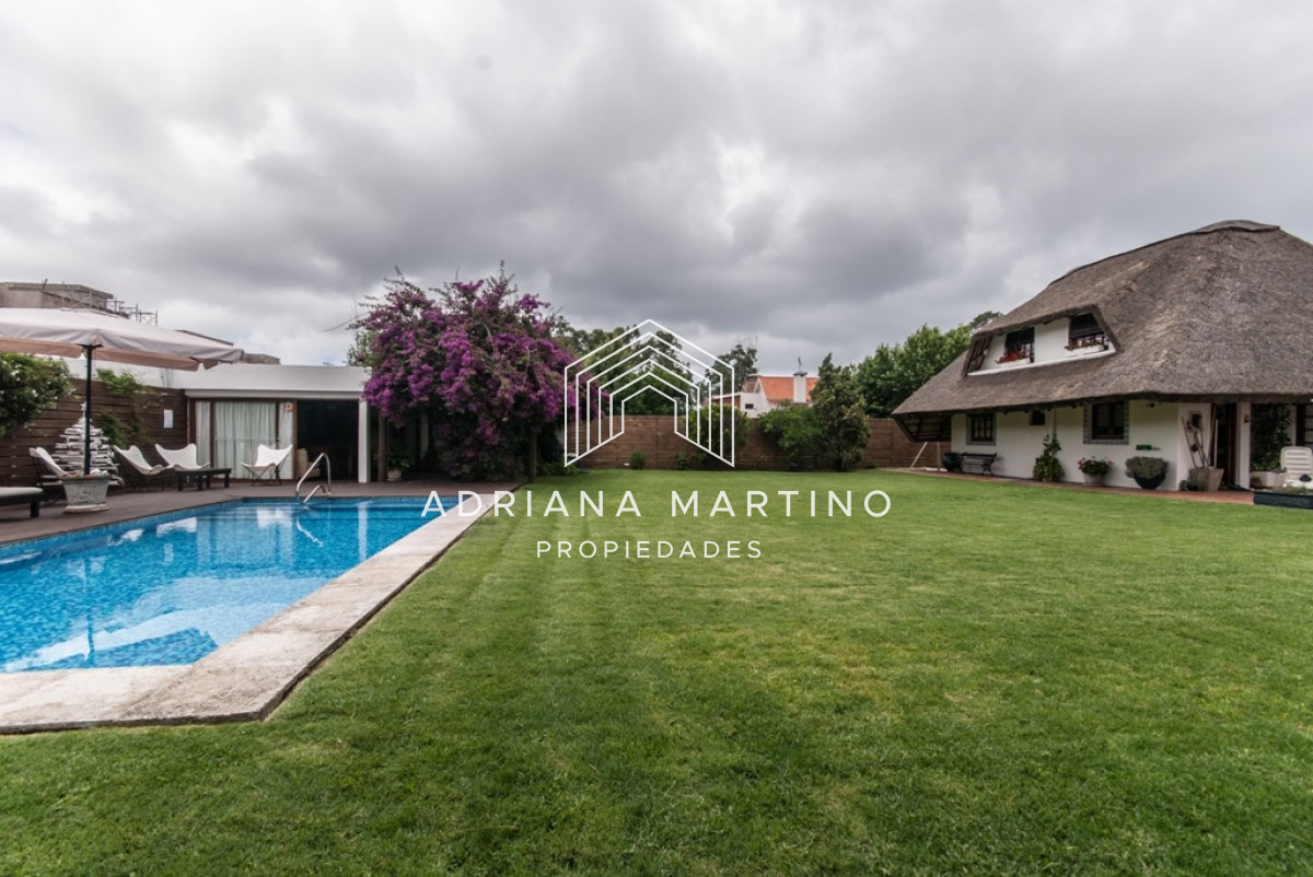 Casa ID.67768 - Muy cerca del mar piscina climatizada y hermoso parrillero cerrado 
