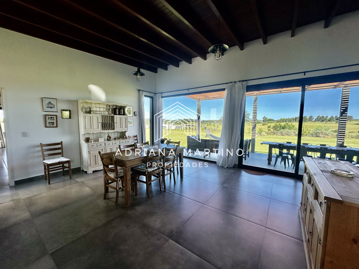 Casa ID.71019 - Excelente propiedad en la barra 