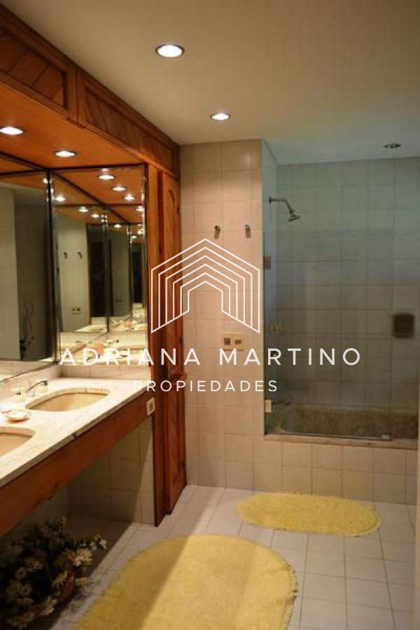 Casa ID.33510 - Casa en el Golf 4 dormitorios con piscina y parrillero