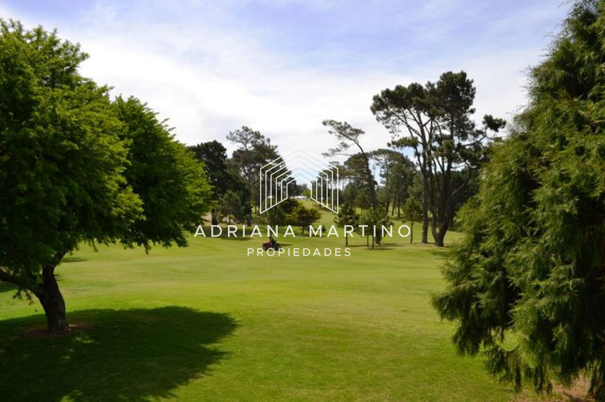 Casa ID.33510 - Casa en el Golf 4 dormitorios con piscina y parrillero