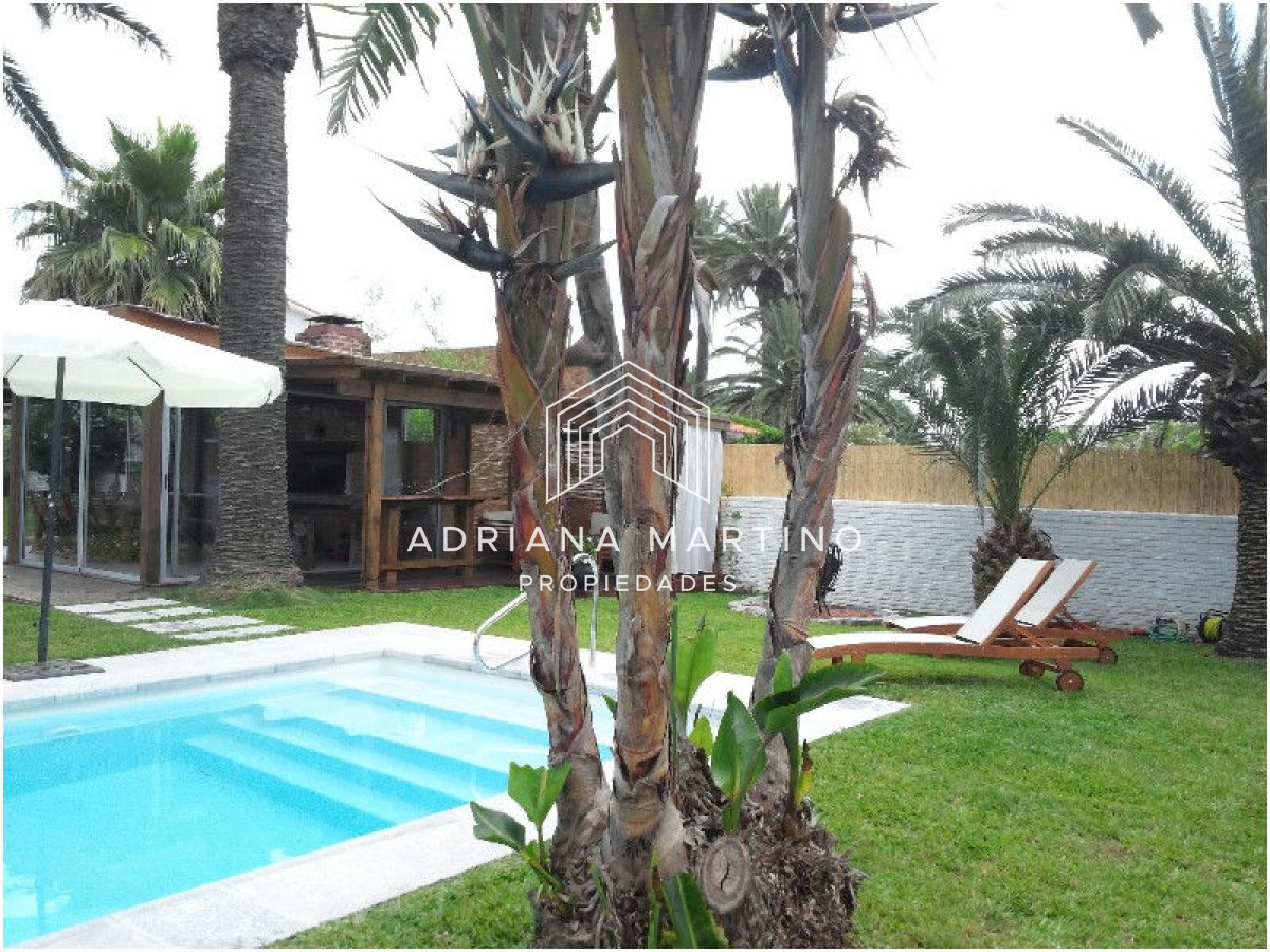 Casa ID.34005 - Gran propiedad en Peninsula!