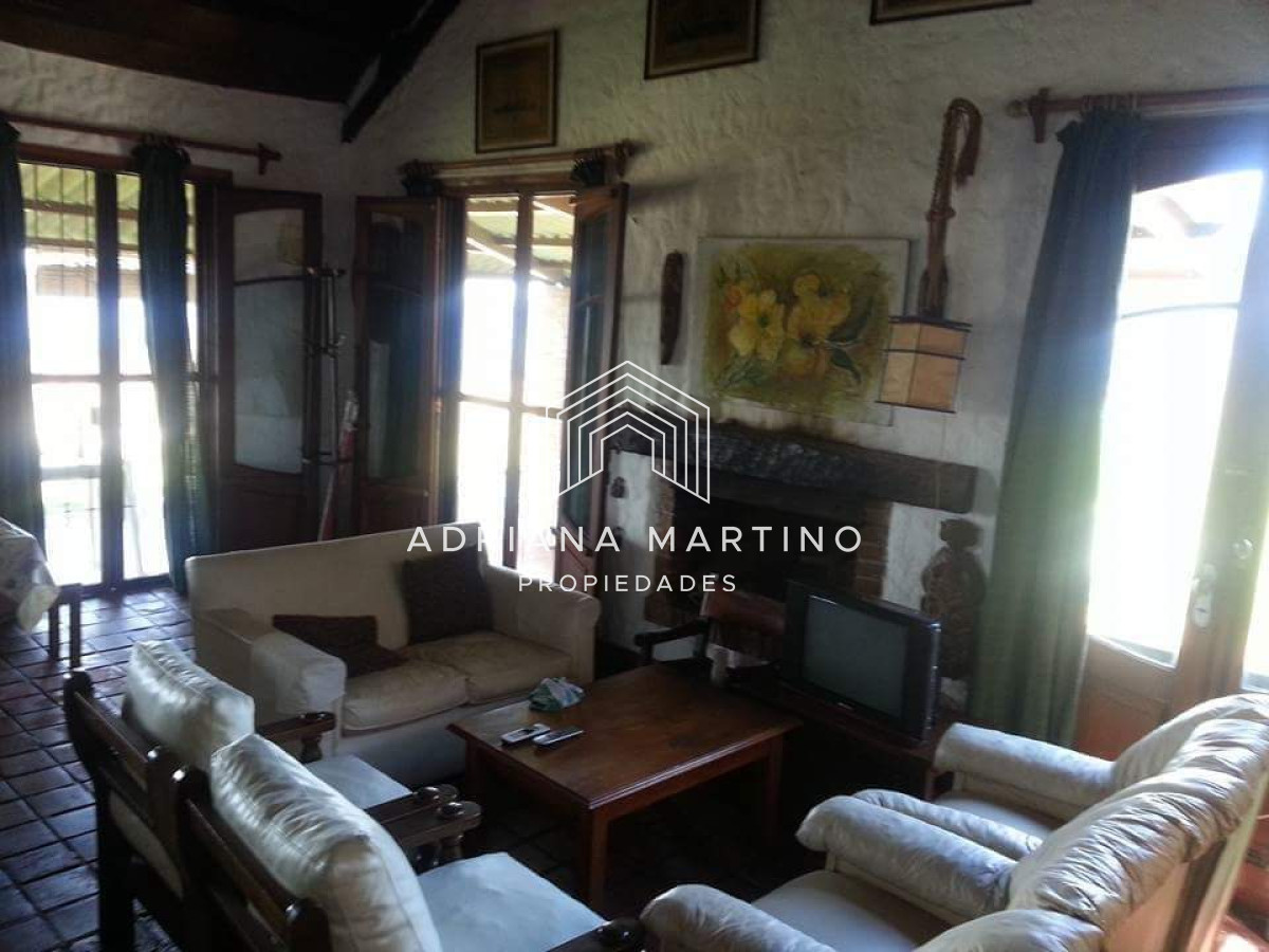 Casa ID.70108 - Hermosa casa sobre le Mar